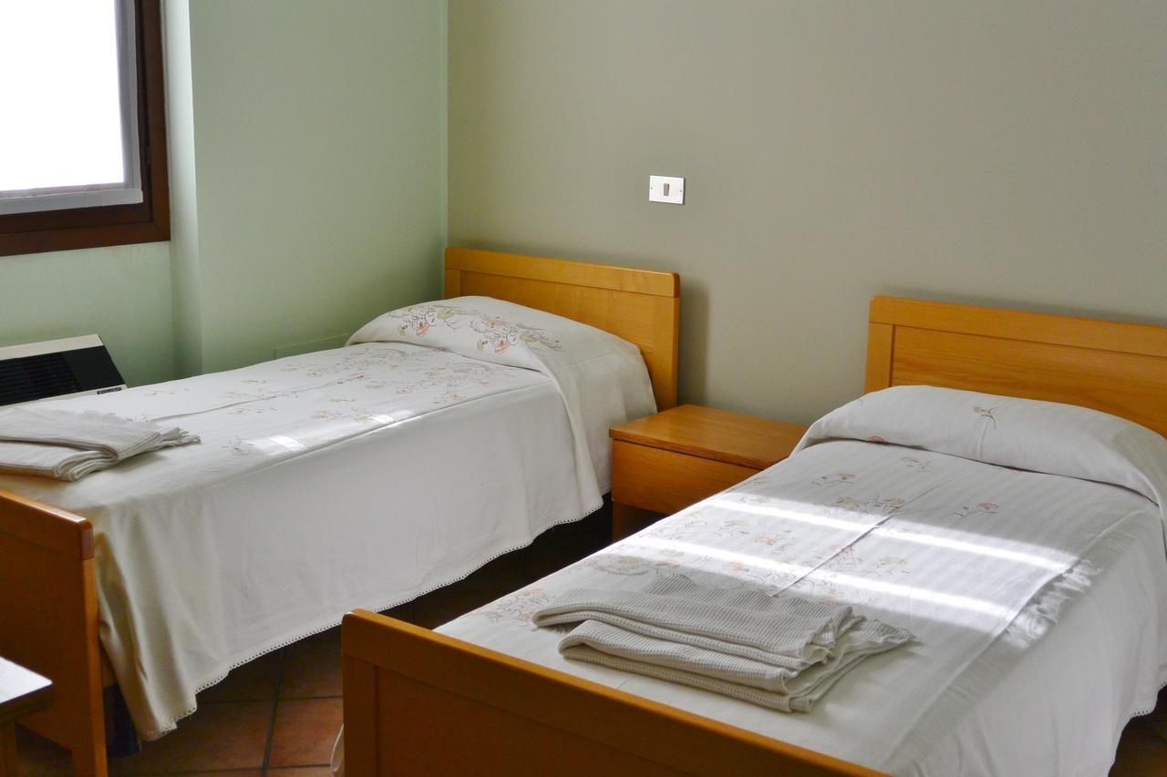 Albergo Escondido Soresina Экстерьер фото